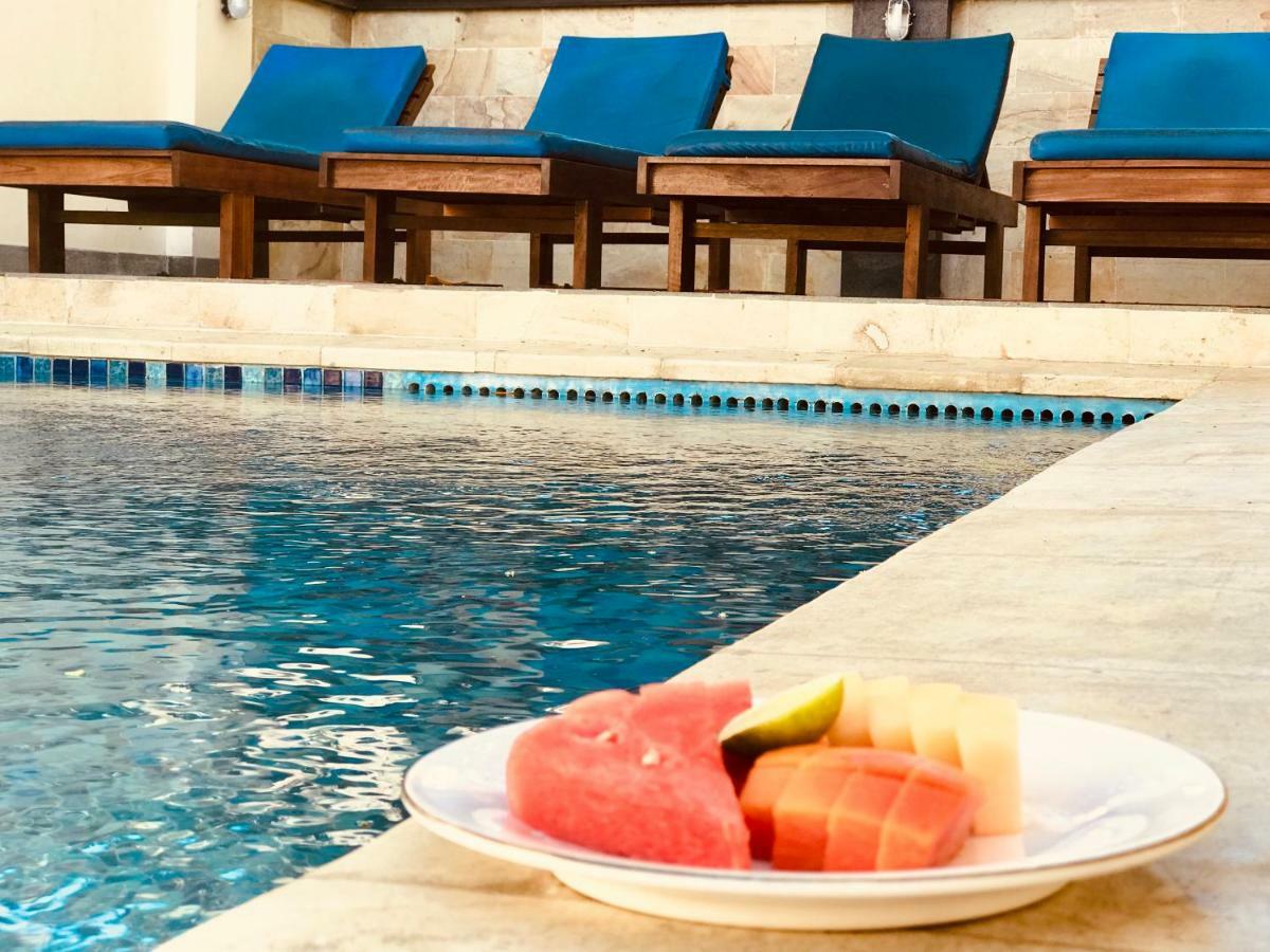 Familytel Bali Hotel Kuta Selatan Exterior photo