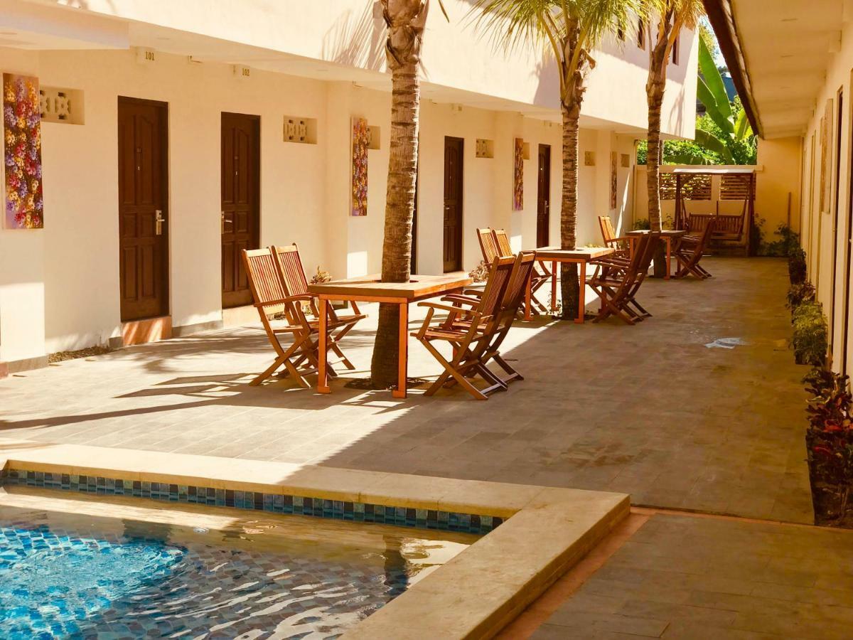 Familytel Bali Hotel Kuta Selatan Exterior photo