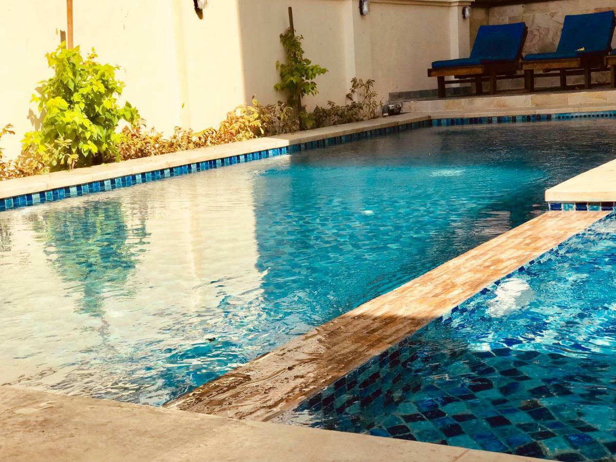 Familytel Bali Hotel Kuta Selatan Exterior photo